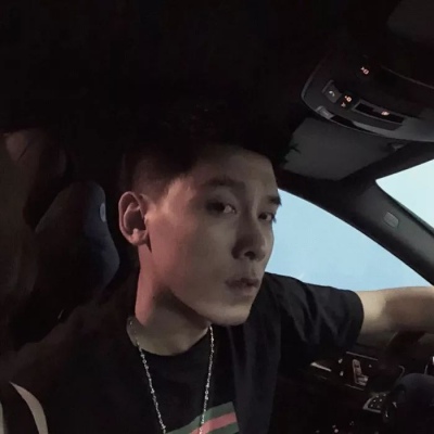 个性超甜情侣头像 / 别人问我喜欢的人是什么样我就又要开始形容你