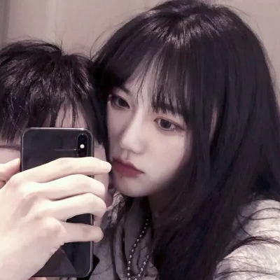 个性超甜情侣头像 / 别人问我喜欢的人是什么样我就又要开始形容你