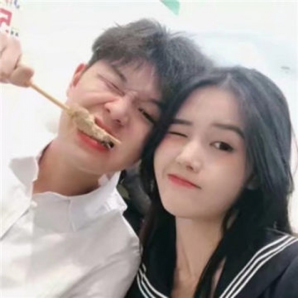 沈曦：一对两张恩爱情头