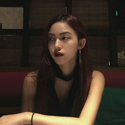 白灏宇:情侣头像/真人/唯有热爱方能抵御岁月漫长.