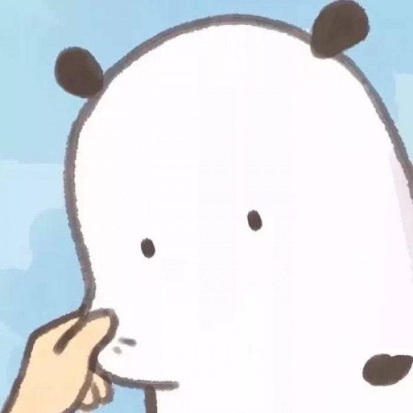 卡通漫画情侣头像  对方拒绝了你的消息，还扒光了你的衣服。