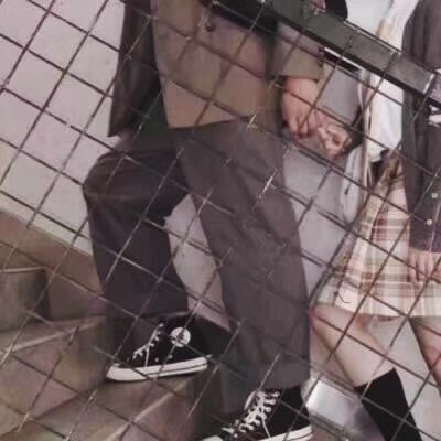 林哲 一对两张部位情头 给我安排一个对象吗？