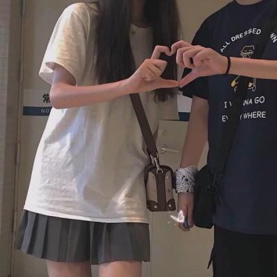 『草莓?』只是适应了环境做懂事的孩子.