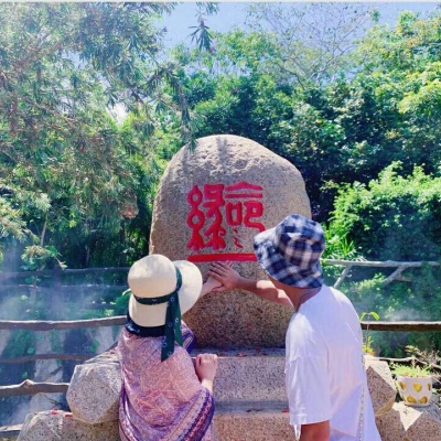 不盼星辰盼你，不追星月追你。