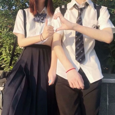 部位半身可爱女生小清新甜甜的爱情青年少女情侣头像