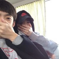 是情侣啊