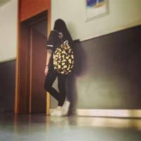 无奈。