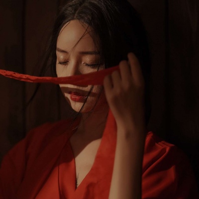 溺毙:意境唯美古风气质韵味优质女头.灯生阳燧火 尘散鲤鱼风