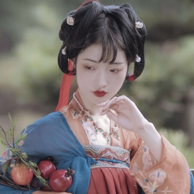 溺毙:意境唯美古风气质韵味优质女头.灯生阳燧火 尘散鲤鱼风