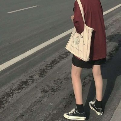 一辈子那么长，等我一下又何妨。