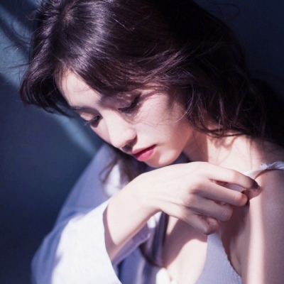 女生头像人间于此，欢喜是你