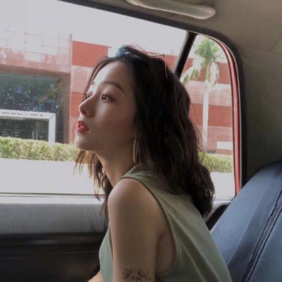 女生头像人间于此，欢喜是你