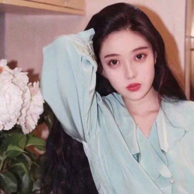 女生头像人间于此，欢喜是你