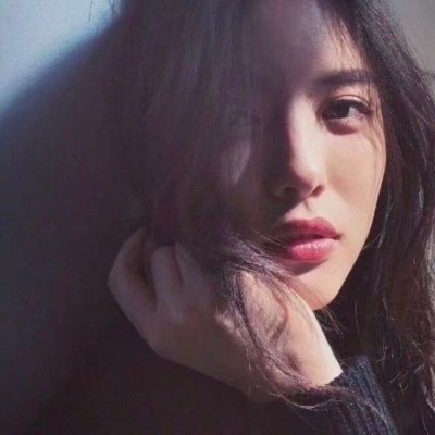 女生头像人间于此，欢喜是你