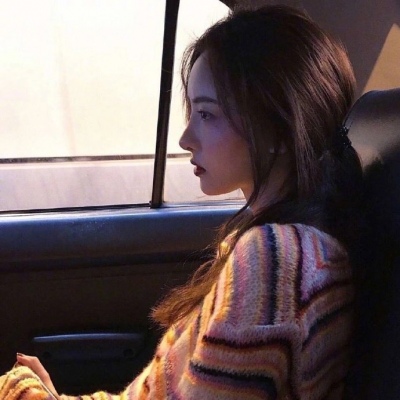 女生头像人间于此，欢喜是你