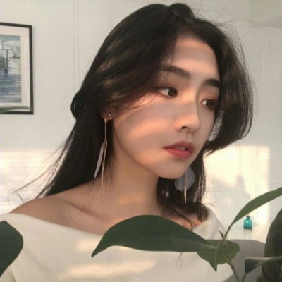 女生头像人间于此，欢喜是你