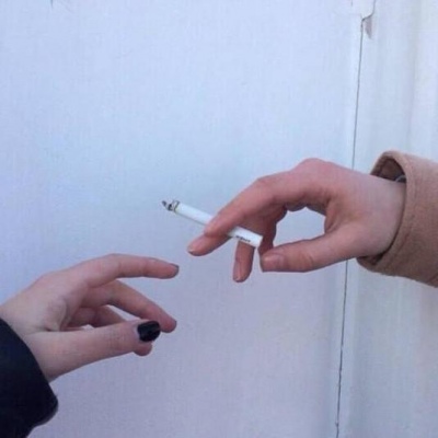最近手头有点紧，可以借你的手牵一下嘛