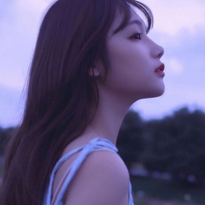念七 御姐气质原宿风女生侧颜杀