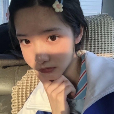 他是我生命里的一道光，但他照亮的永远是别人