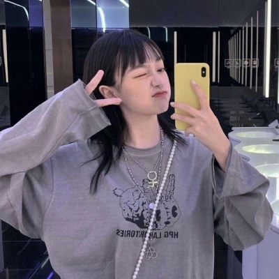 他是我生命里的一道光，但他照亮的永远是别人