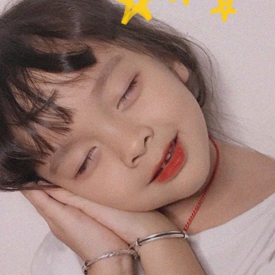可爱女生头像  “行至朝雾里，坠入暮云间”