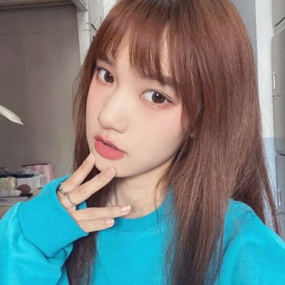 安奈 元气清新女头 想把我泡在牛奶瓶的情话包装成糖果 一把抓到你面前