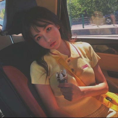 每个人都无法克制对美的向往，就像我无法克制对你的喜欢。
