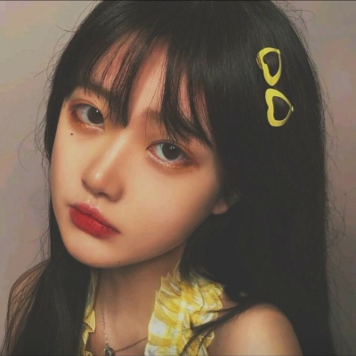 每个人都无法克制对美的向往，就像我无法克制对你的喜欢。