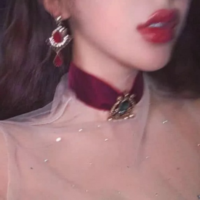 女生头像，霸气背影