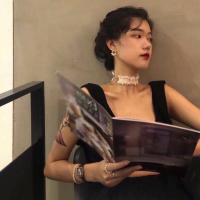 溺毙:复古意境魅力心动优质女头.成长本来就是一件扫兴的事