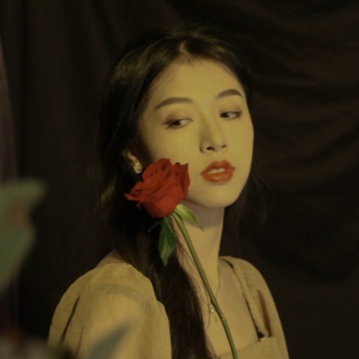 梦晚:港风复古女头/离人心上秋意浓  一杯酒  情绪万种