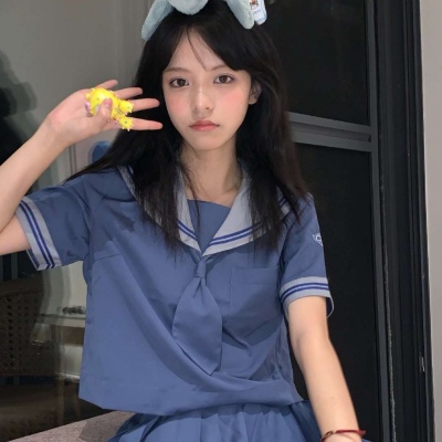 溺毙:蓝色系清新干净风气质女头.别做抑郁症患者 周围人都在爱你