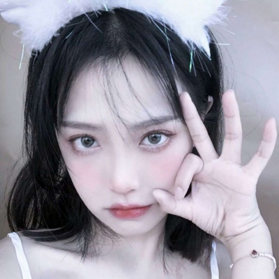 林思韵/神仙专用女头/仰仗太阳的光芒 月亮才得以明月.