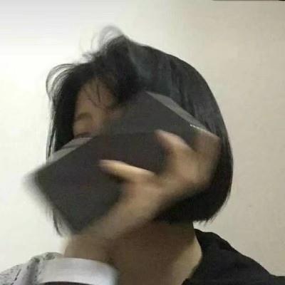 女生头像 感情是两个人的互动，一头热一头