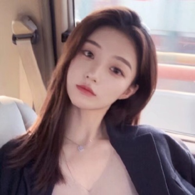 江喻绾    御姐/欧美/后来的人也不及当初的那份热情.?
