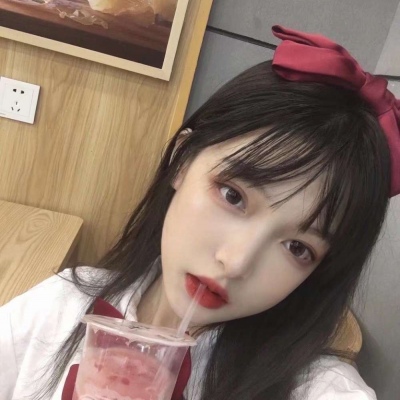林挽挽/   林挽挽/  酷酷的女生头像