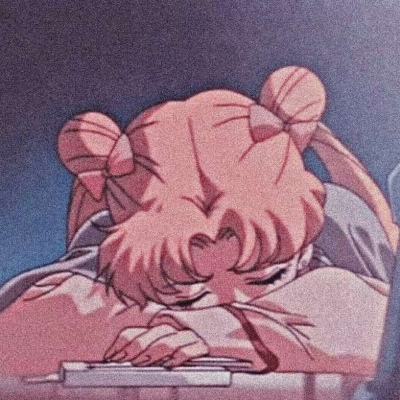 INS女生头像/无人问津的港口总是开满鲜花，内向又甜的你总是悄悄心动