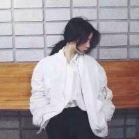 顾简晨：伤感头像系列