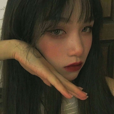 意境女生头像 “但愿你比冬天先来.”