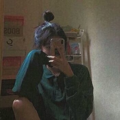 意境女生头像 “但愿你比冬天先来.”