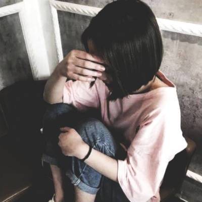 冷澈  微信复古风女头