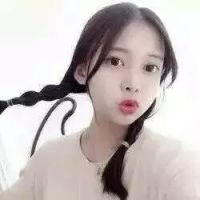 你给我一个微笑 我可不可以用一个拥抱给你