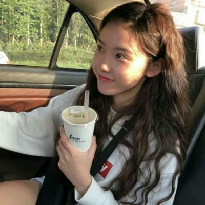 安奈 甜酷girl 叠青山替我画眉 收山河为我做裙