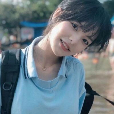 独二/精致 爱笑 女生头像