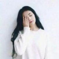 一个人在家