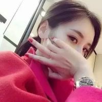 一个人在家