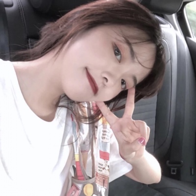 精致女孩的头像呀！！！/丝丝