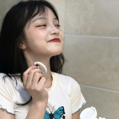 精致女孩的头像呀！！！/丝丝