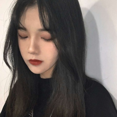 绾安#女生头像#无文案 晚安