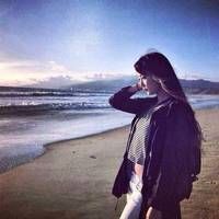 经典海边女头